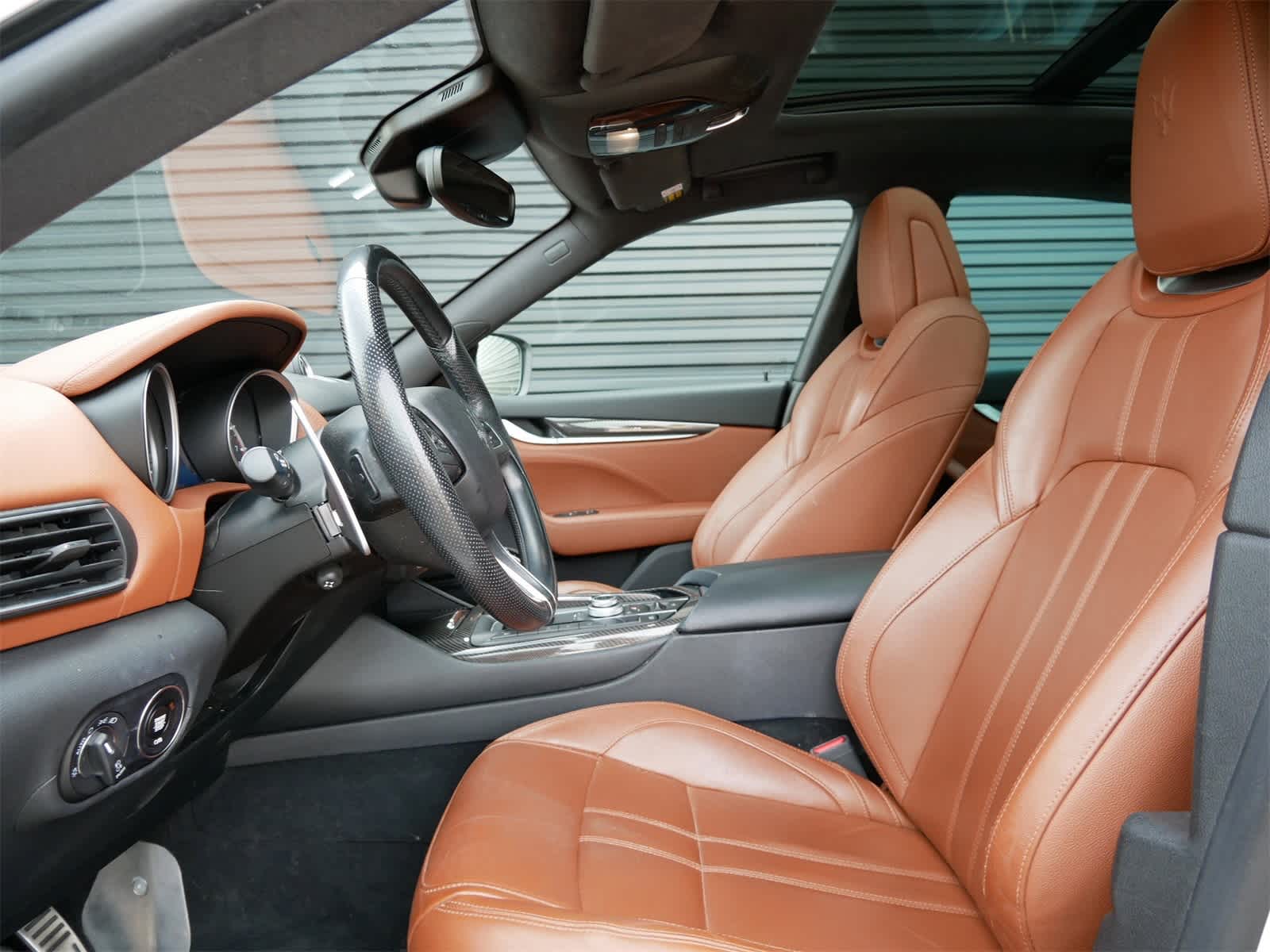 2017 Maserati Levante photo 5