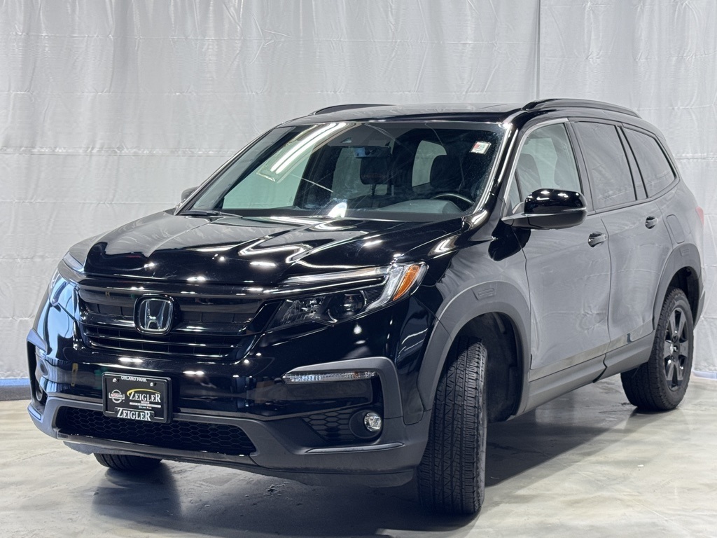 2022 Honda Pilot TrailSport photo 3