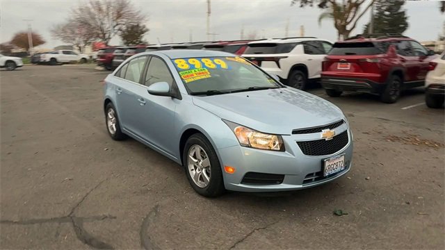 2011 Chevrolet Cruze 1LT's photo
