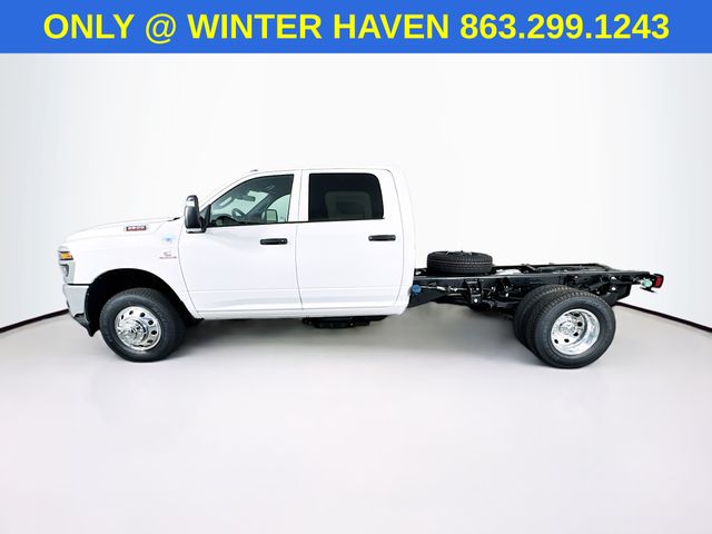 2025 Ram 3500 Tradesman photo 4