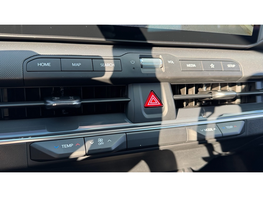 2025 Kia K4 EX photo 19