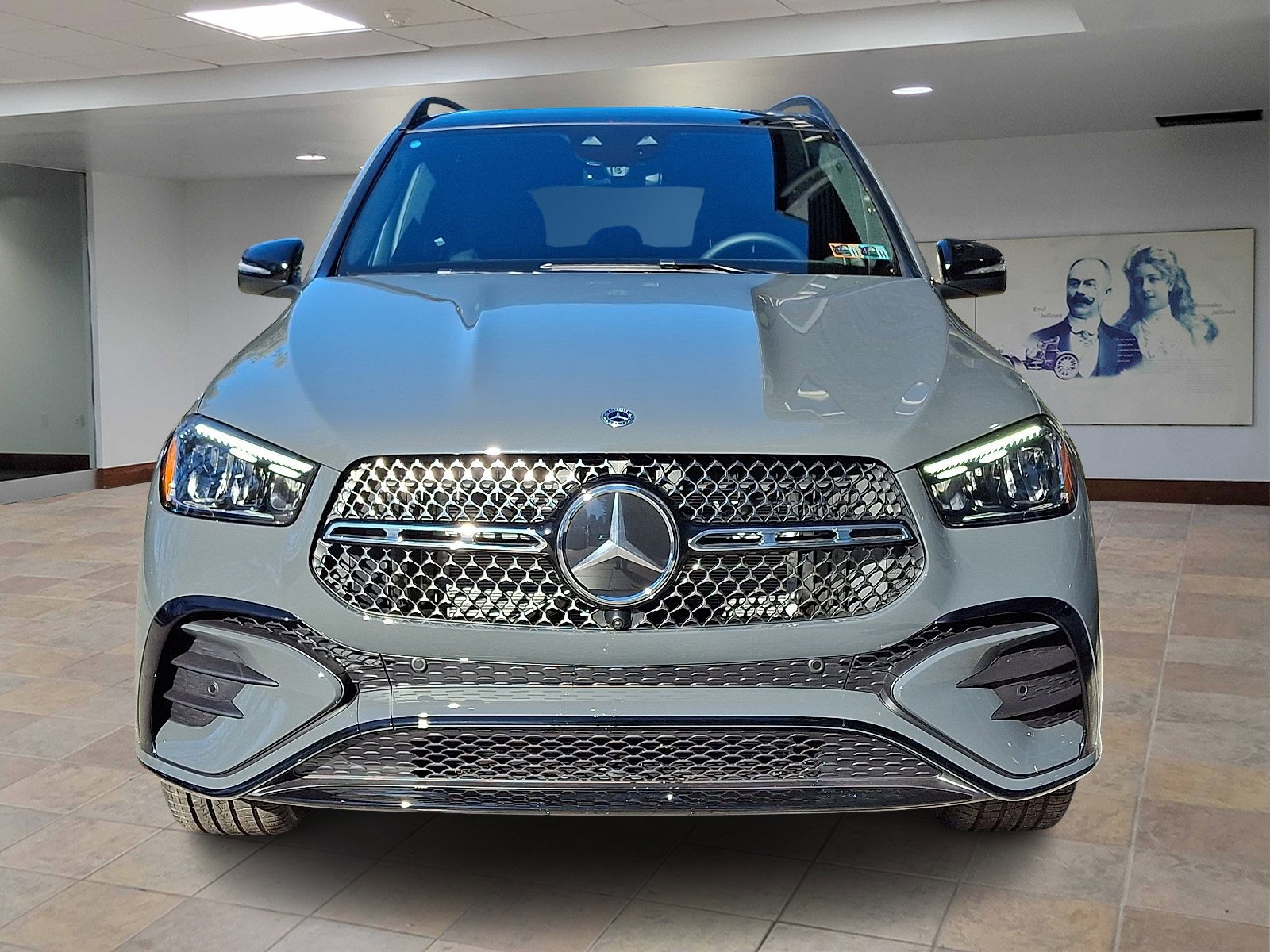 2026 Mercedes Benz GLE 350 4MATIC photo 2