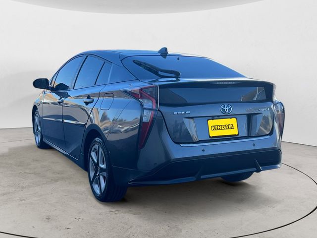 2017 Toyota Prius Four photo 3