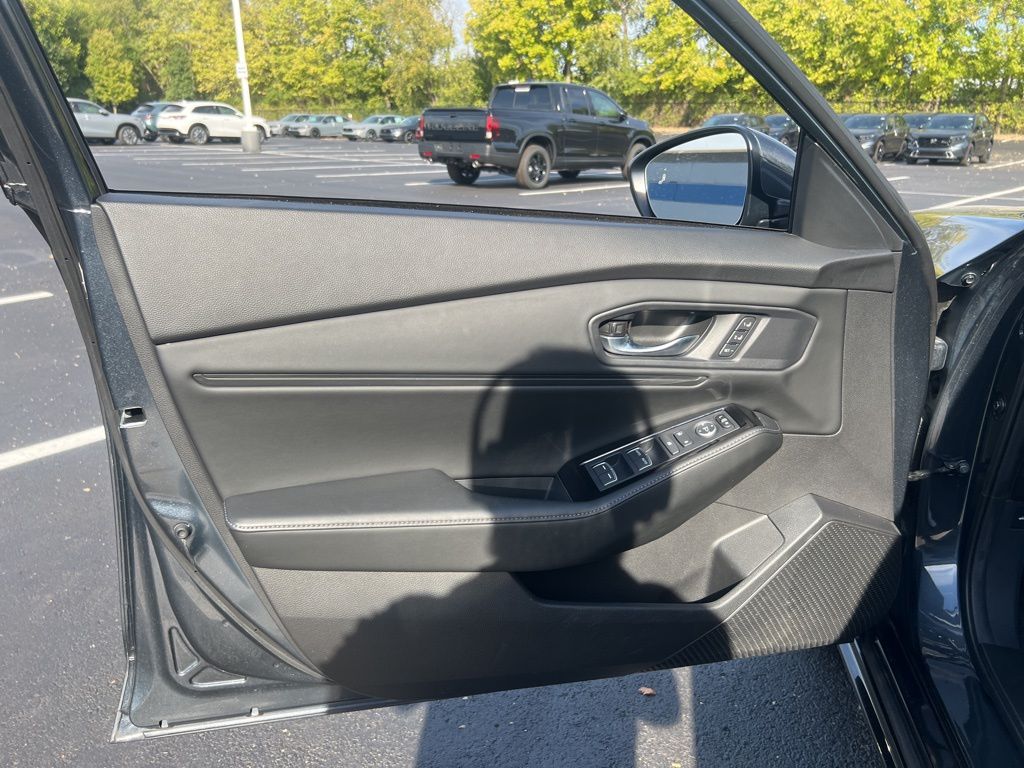 2023 Honda Accord Touring photo 17