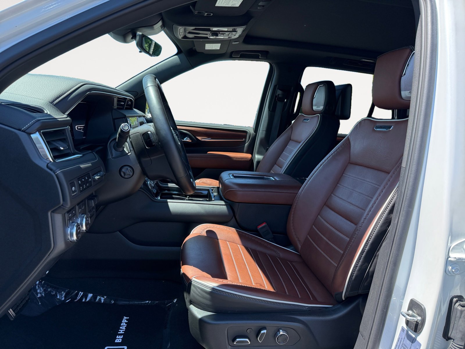 2024 Gmc Yukon Denali Ultimate photo 10