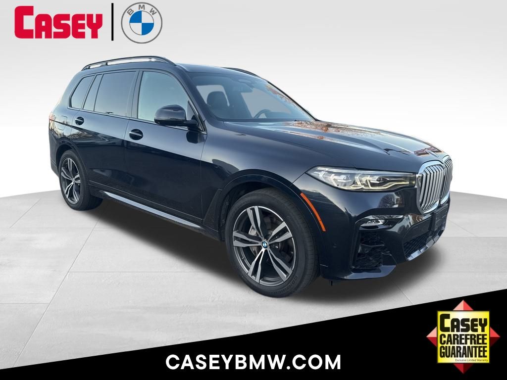 2019 BMW X7 50i's photo