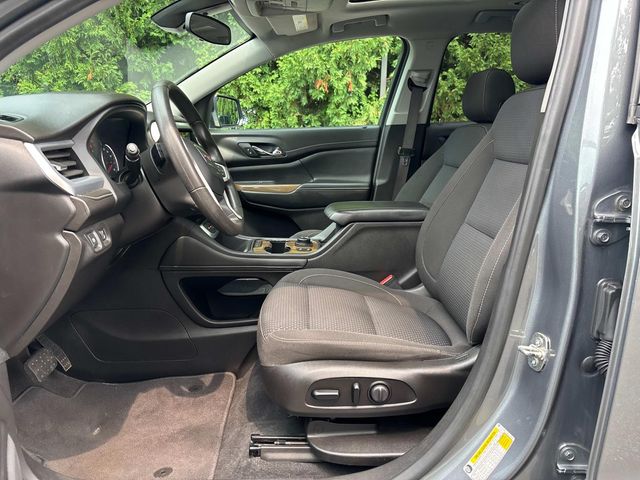 2021 Gmc Acadia SLE photo 16