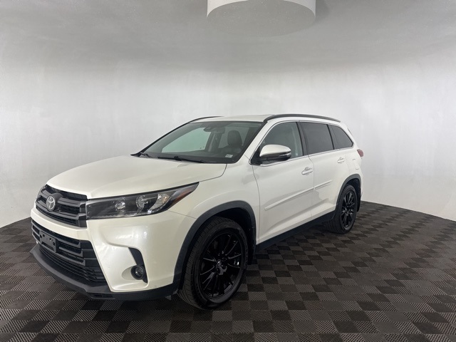 2019 Toyota Highlander Base photo 3