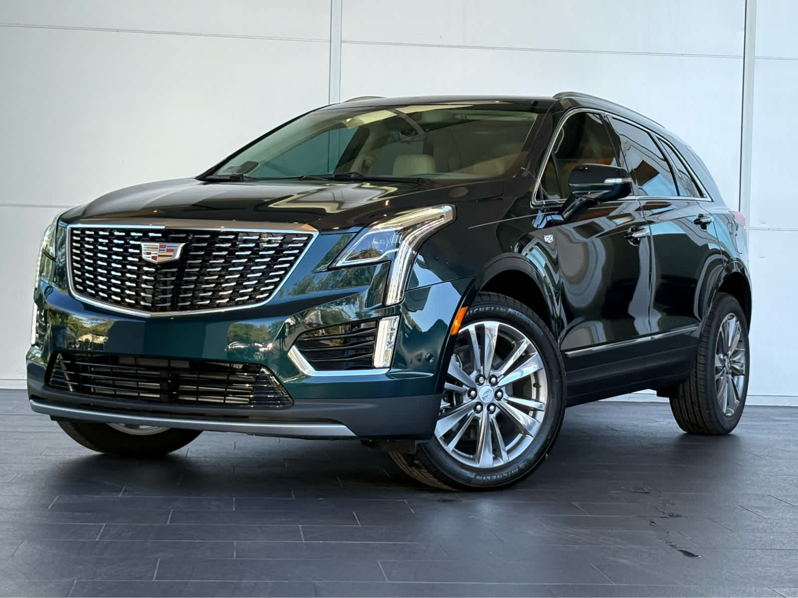 2025 Cadillac XT5 Premium Luxury's photo