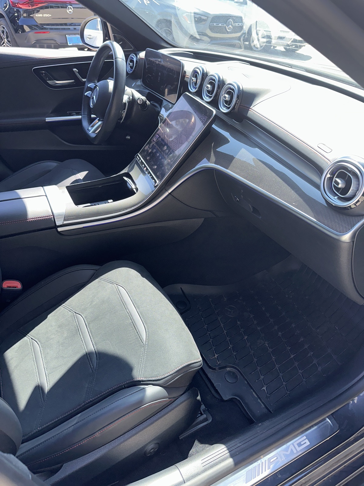 2024 Mercedes Benz C 43 photo 5