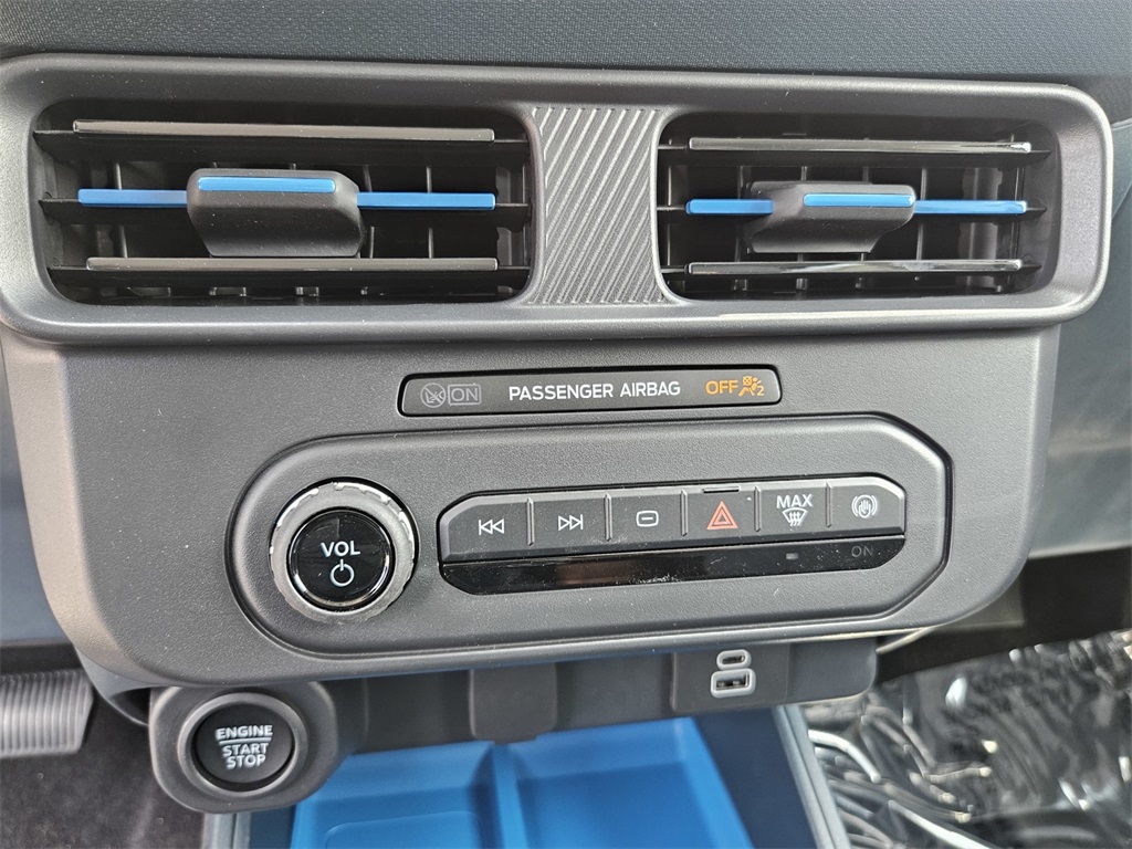 2025 Ford Maverick XLT photo 14