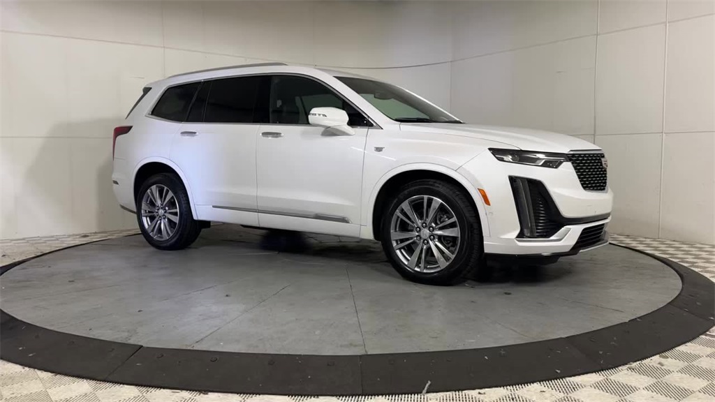 2023 CADILLAC XT6 - Image 2