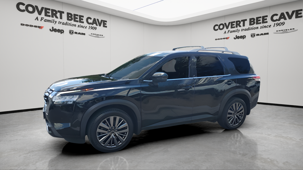 2023 Nissan Pathfinder SL photo 4