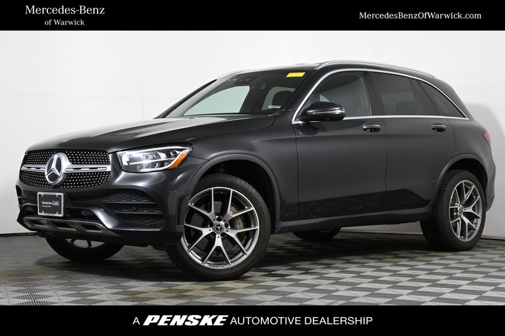 2022 Mercedes-Benz GLC GLC300's photo