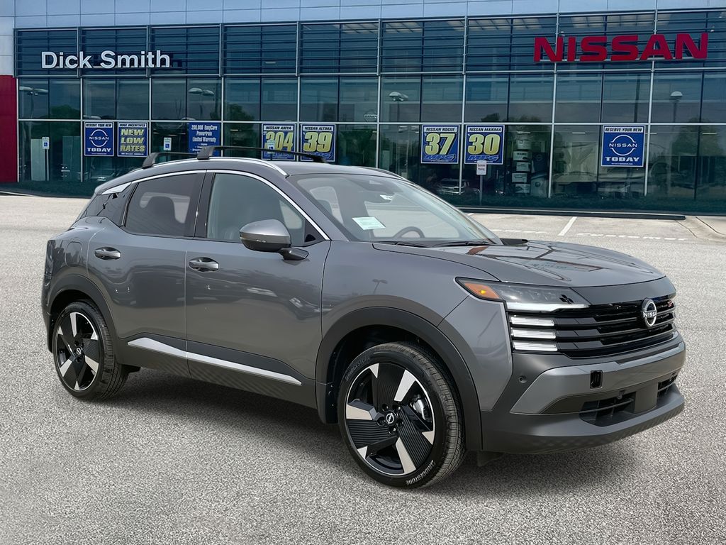 2025 Nissan Kicks SR AWD's photo