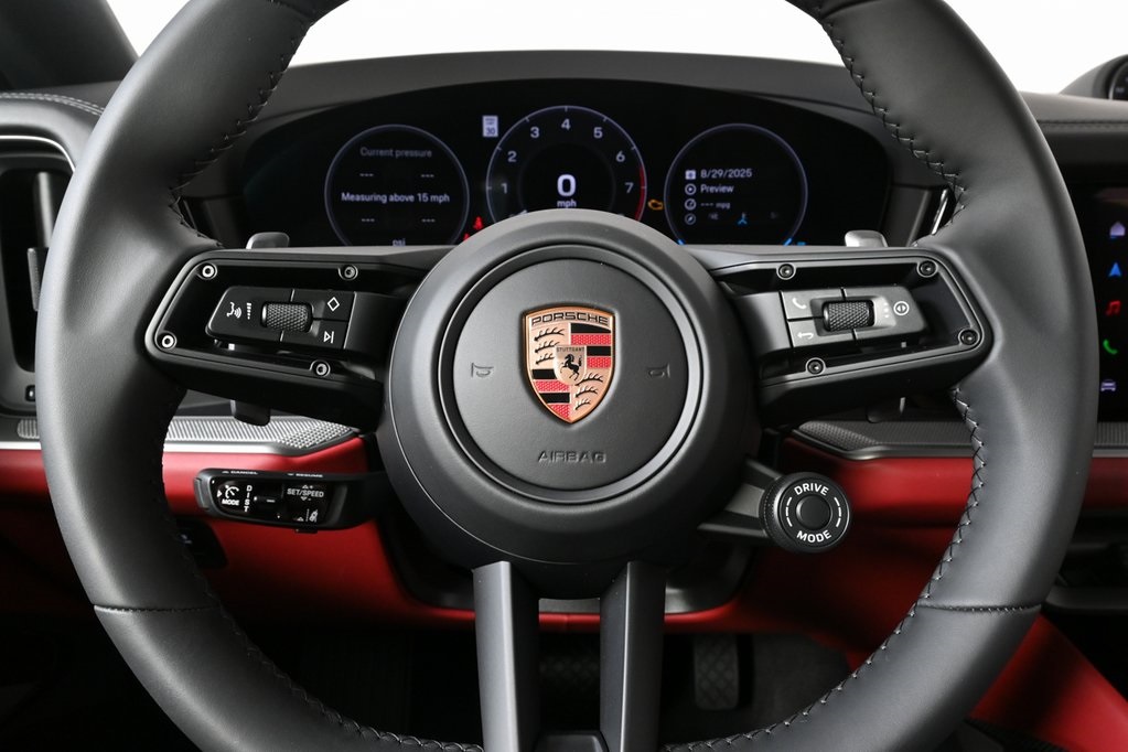 2026 Porsche Cayenne Coupe photo 8