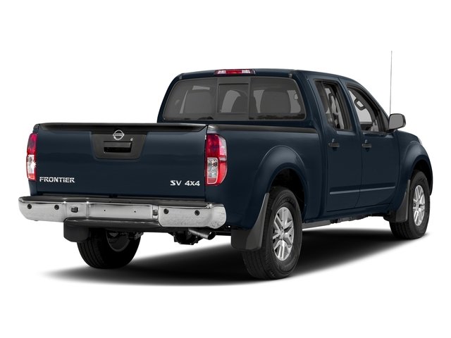 2017 Nissan Frontier SV Crew Cab photo 2