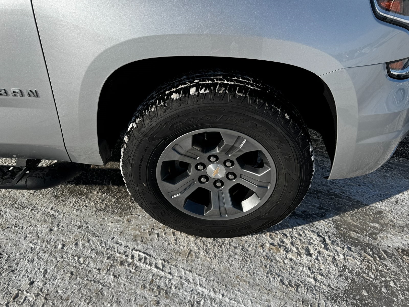 Used 2017 Chevrolet Suburban LT with VIN 1GNSKHKC7HR234367 for sale in Luverne, Minnesota