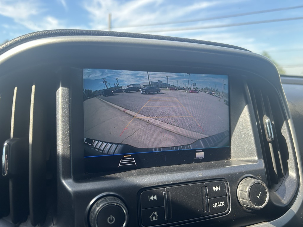 2021 Chevrolet Colorado LT photo 18