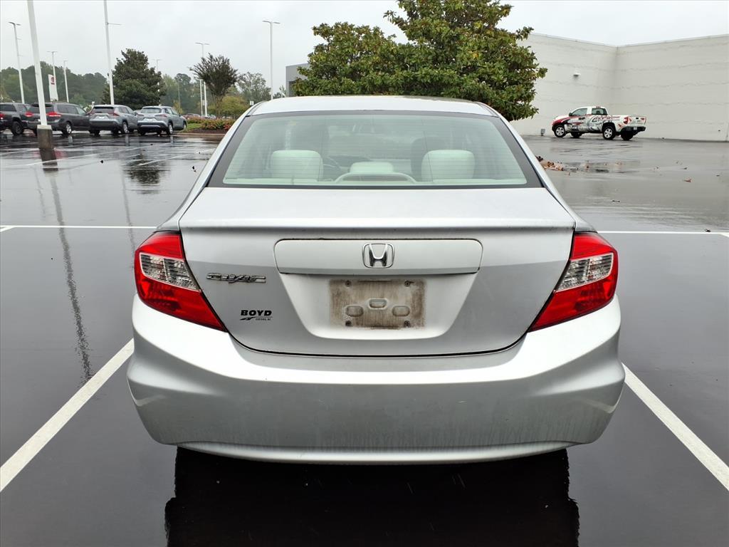 2012 Honda Civic LX photo 4