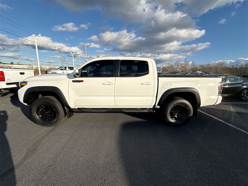 2021 Toyota Tacoma TRD Pro photo 4