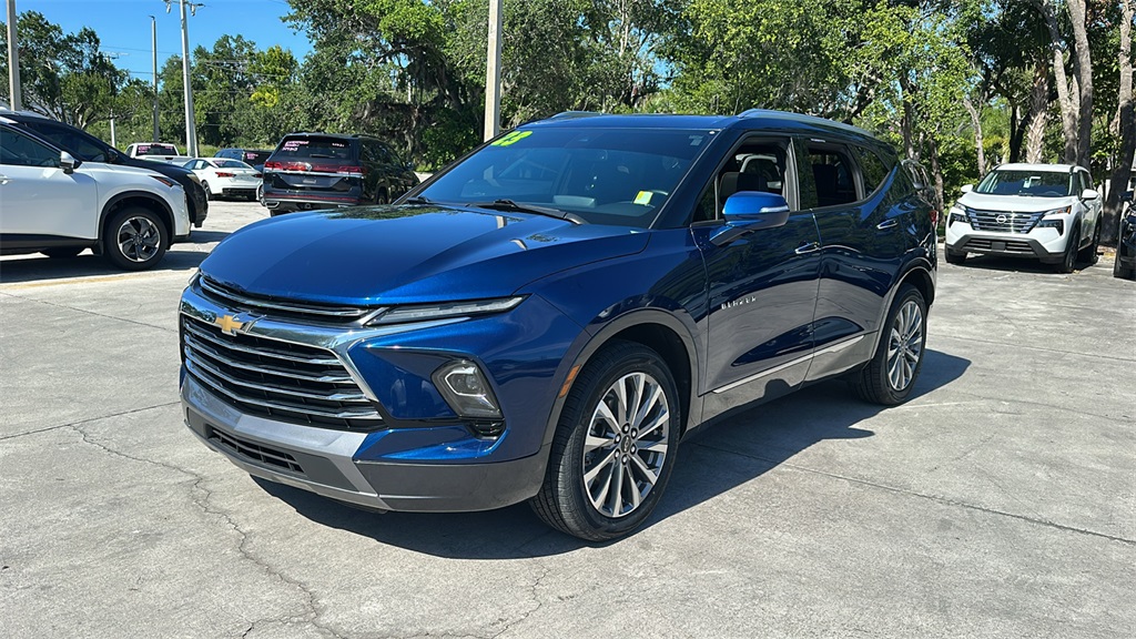 2023 Chevrolet Blazer Premier photo 2