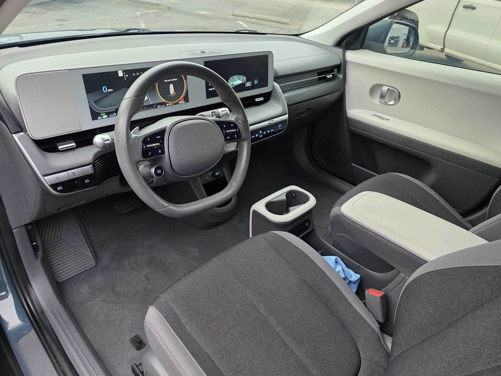 2022 Hyundai Ioniq 5 SE photo 23