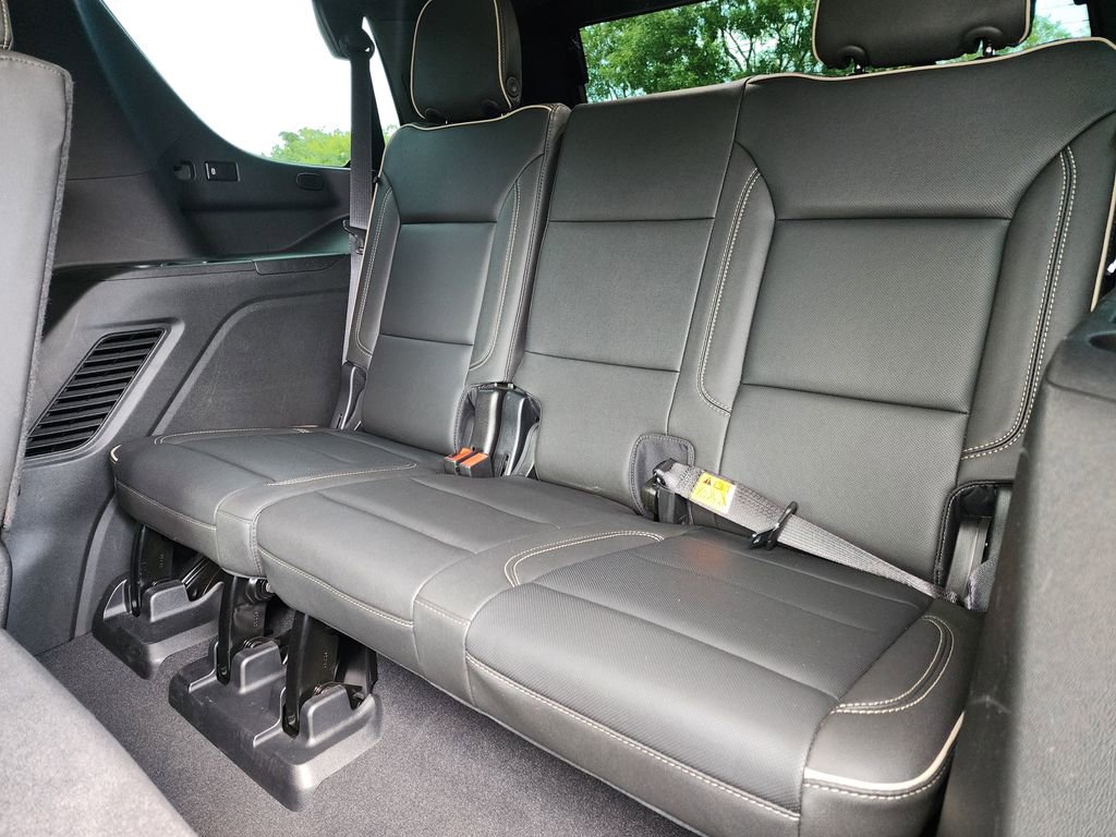 2023 Gmc Yukon SLT photo 31