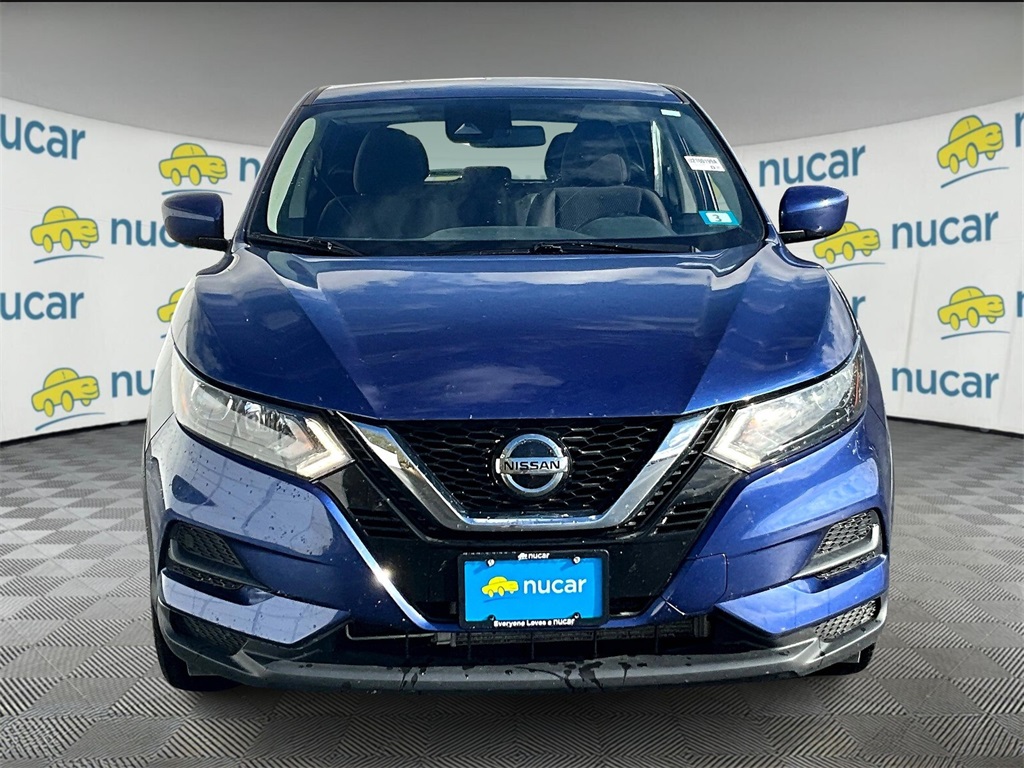 2021 Nissan Rogue Sport S photo 2