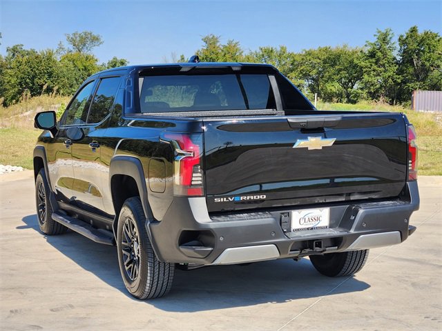 2026 Chevrolet Silverado EV LT photo 5