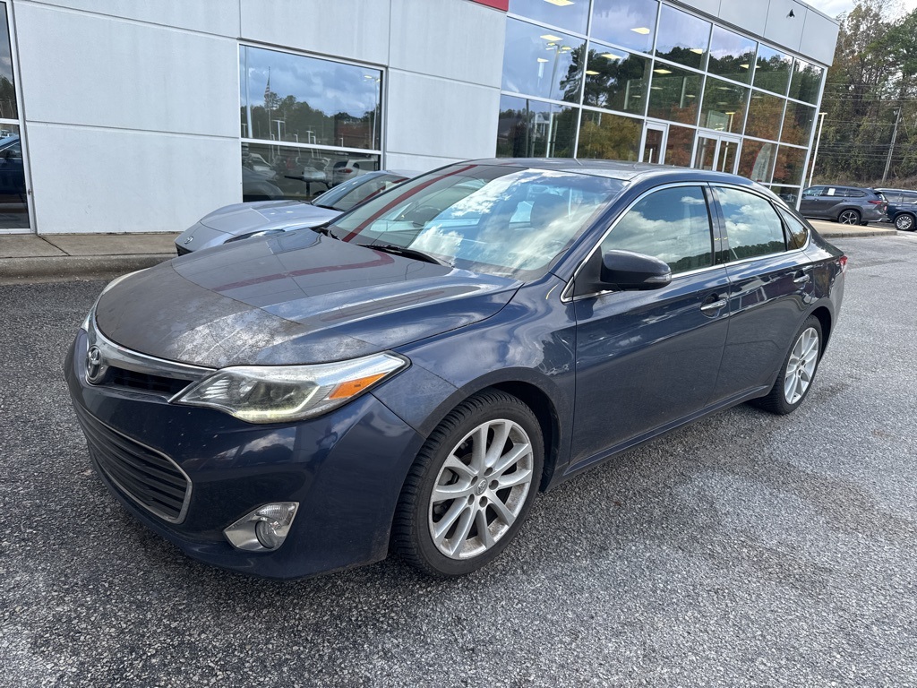 2014 Toyota Avalon Limited's photo