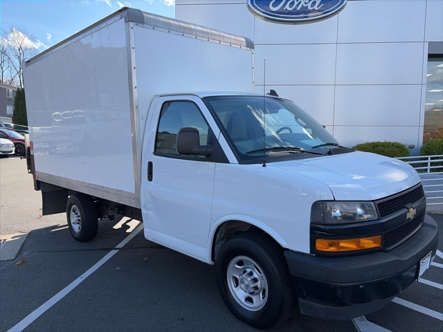 2020 Chevrolet Express Cutaway Base's photo
