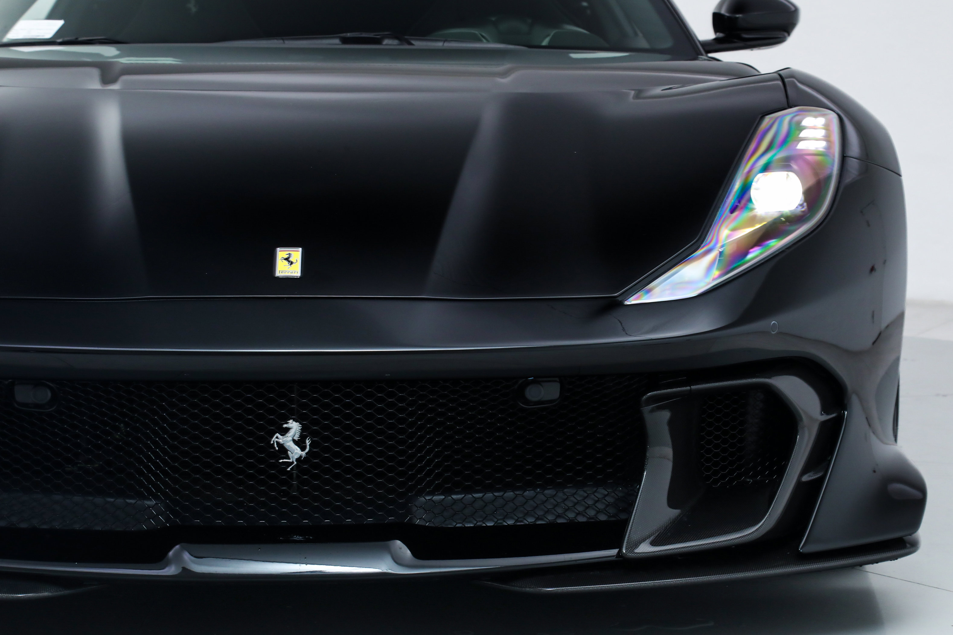 2024 Ferrari 812 Competizione photo 33