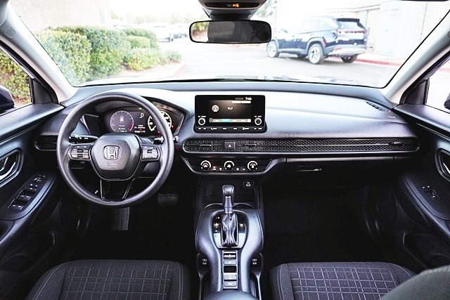 Used 2025 Gray Honda LX image 17