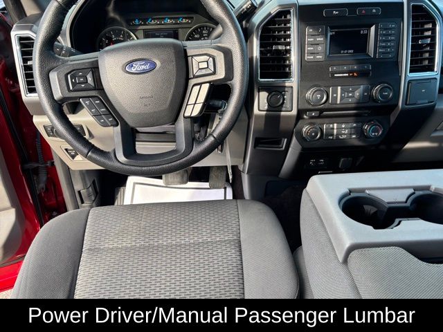 2015 Ford F-150 XLT photo 16