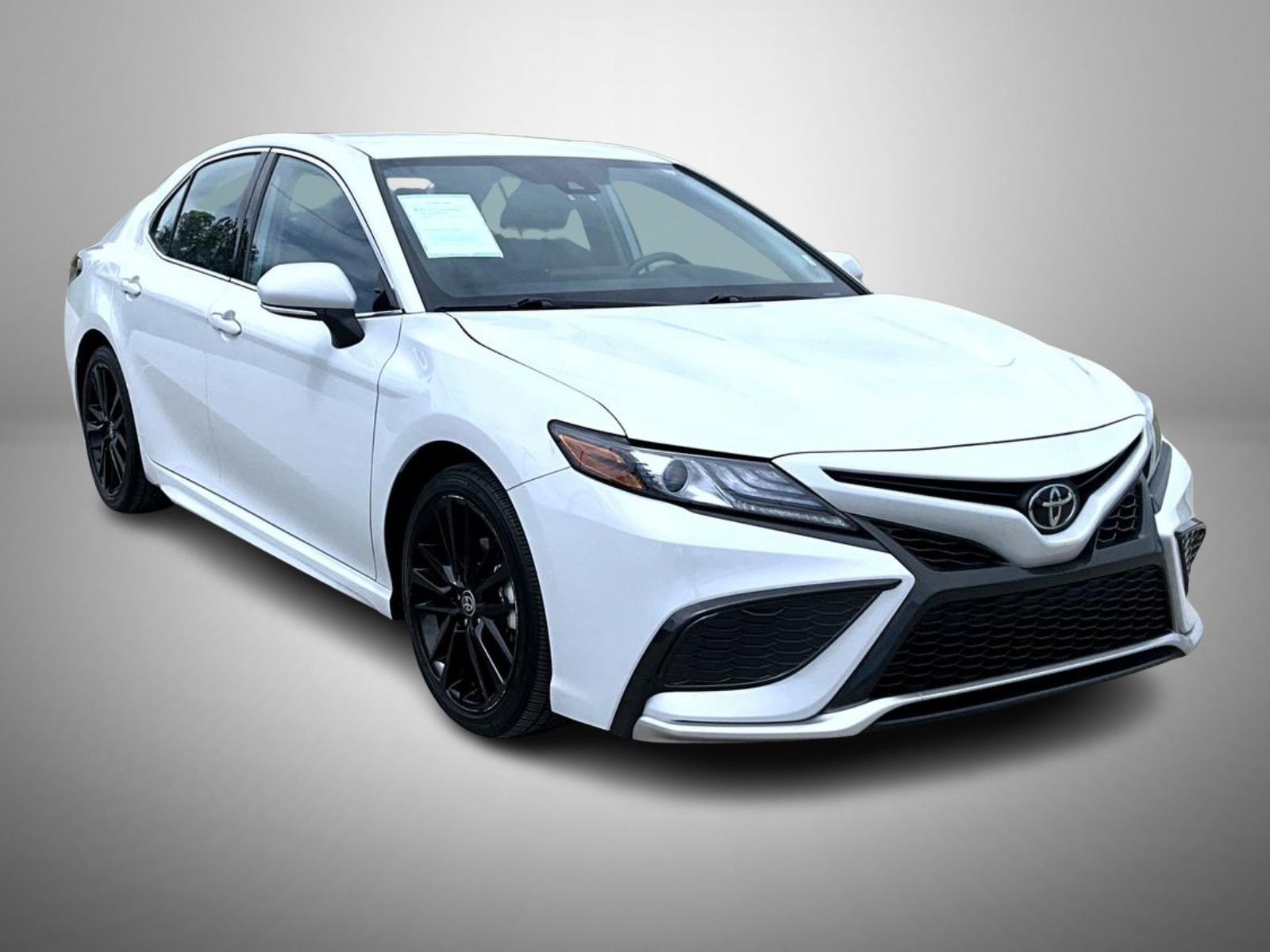 2023 Toyota Camry XSE photo 3