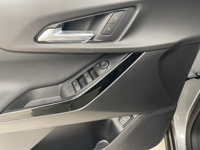 2026 Chevrolet Equinox LT photo 9