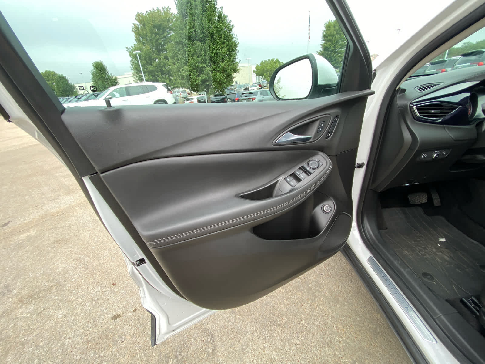 2023 Buick Encore GX Essence photo 9