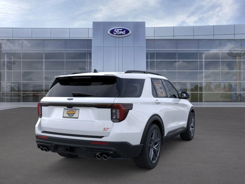 2025 Ford Explorer ST photo 7