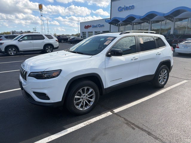 2022 Jeep Cherokee Latitude Lux photo 3
