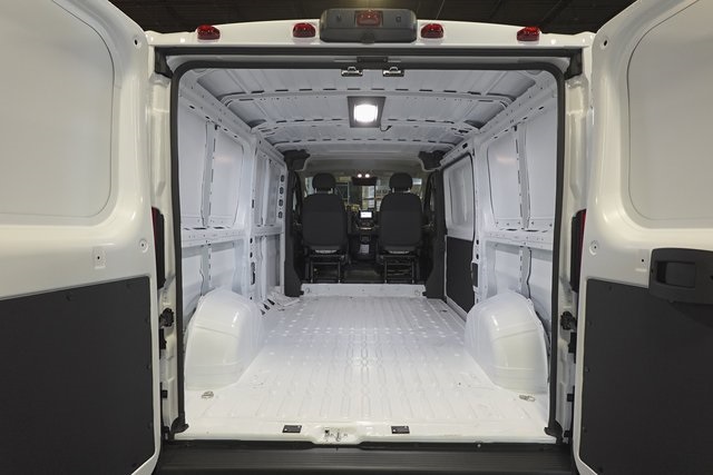 2025 Ram ProMaster 1500 Tradesman photo 7