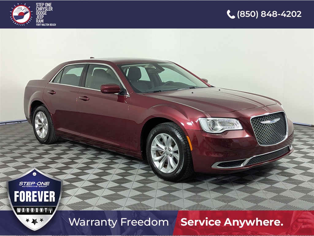 2023 Chrysler 300 Touring