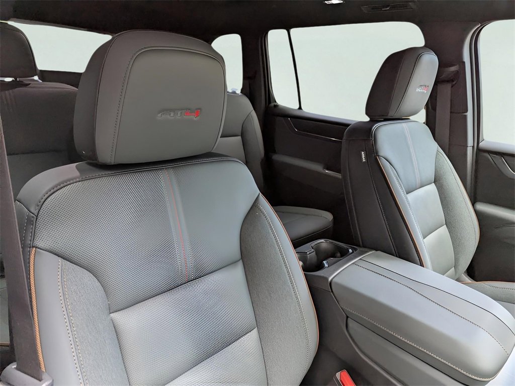 2026 Gmc Acadia AT4 photo 18