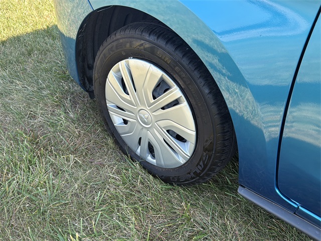 2024 Mitsubishi Mirage ES photo 13