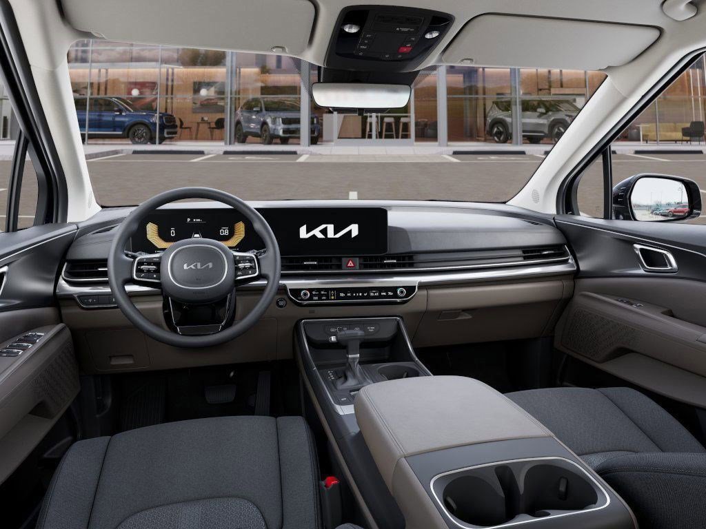 2026 Kia Carnival LX photo 13