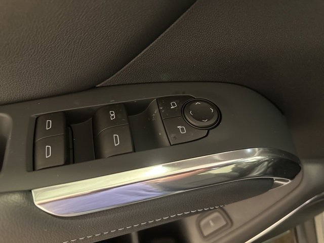 2026 Chevrolet Traverse photo 11