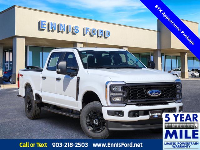 2026 Ford F-250 Super Duty XL's photo