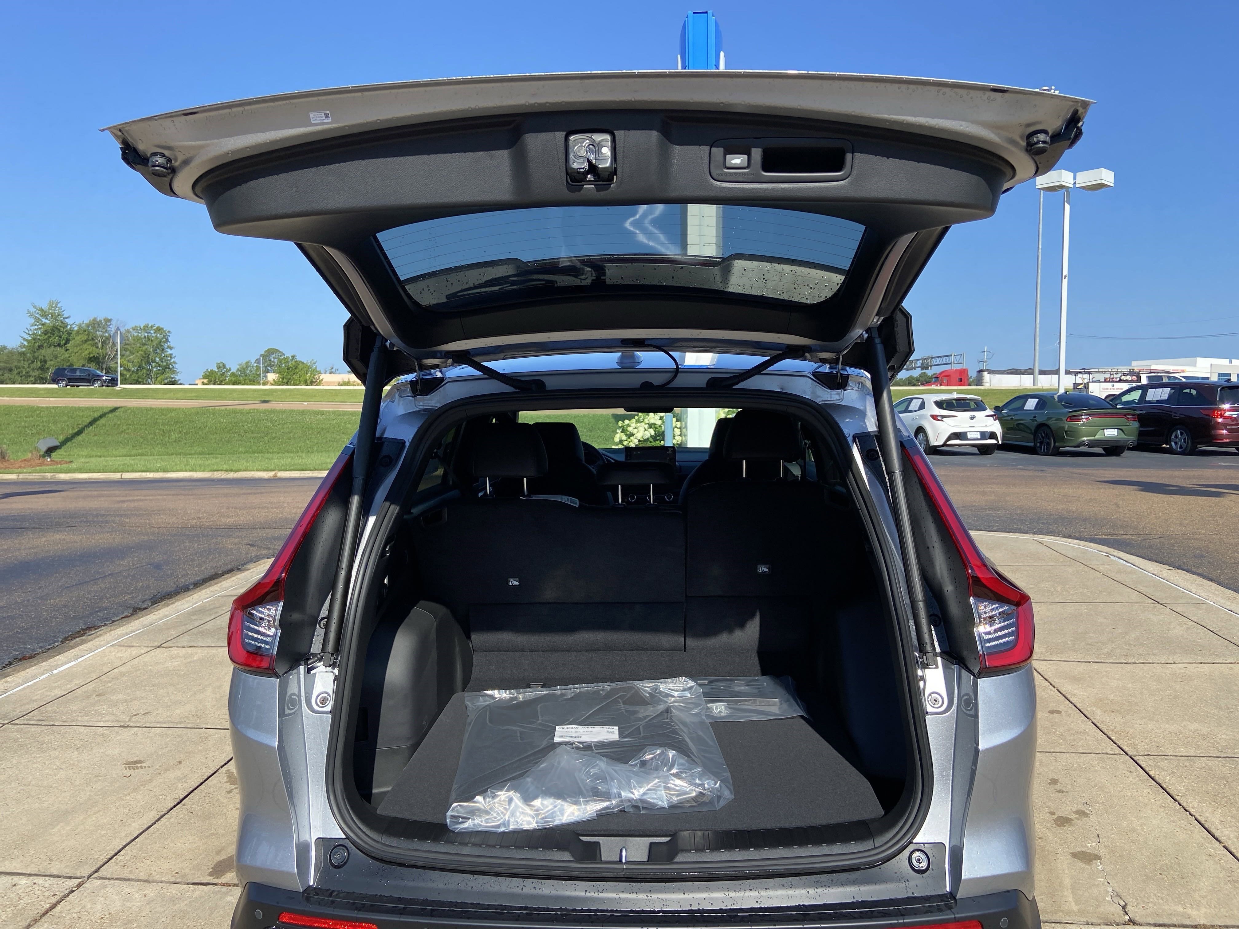 2026 Honda CR-V Sport-L photo 18