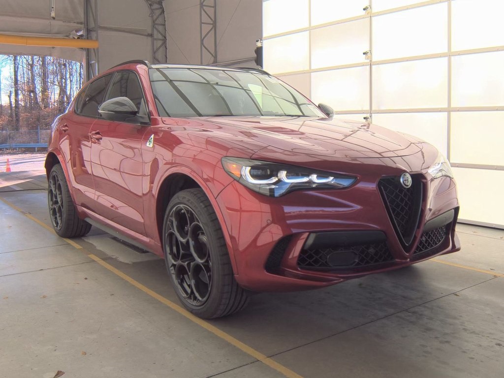 2024 Alfa Romeo Stelvio Quadrifoglio