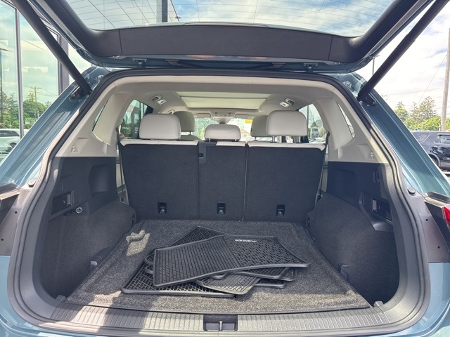 2021 Volkswagen Tiguan SEL photo 4